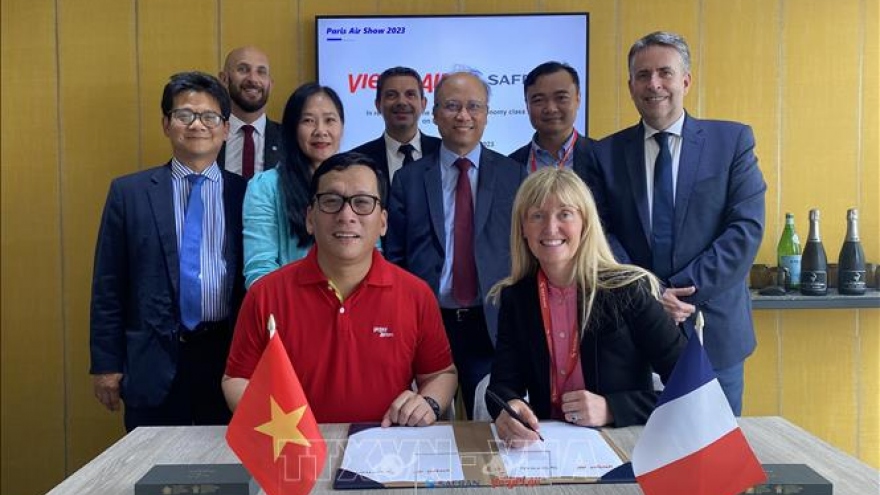 Paris Air Show 2023 sees VietJet ink deal to equip new fleet with modern seats
